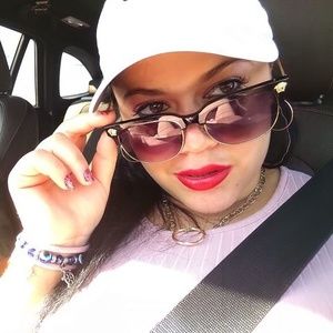 Meet your Posher, Brianaroy